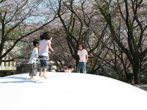 (写真)ふわふわドーム