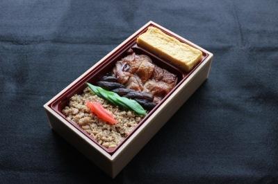 まほろばのとりそぼろ弁当(平日限定)