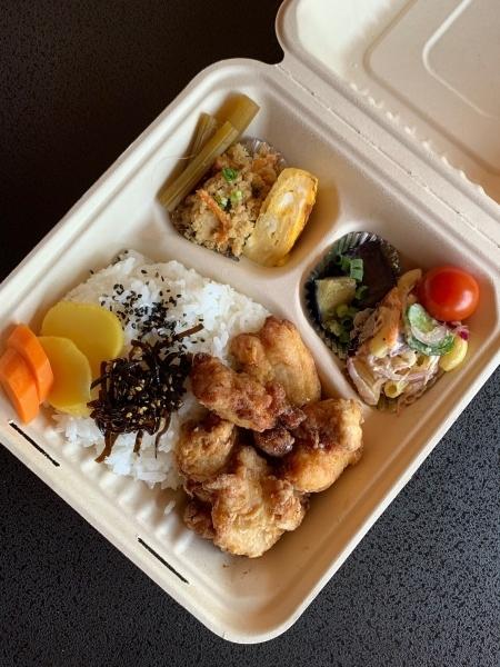 唐揚げ弁当700円