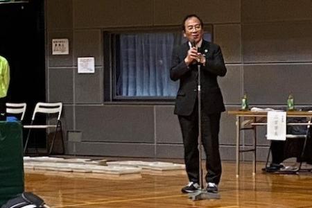 第25回北本かばざくらオープン卓球大会挨拶の様子