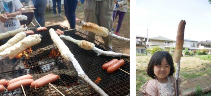 左：網でウインナー、棒パンを炙っている写真、右：女の子が炙った棒パンを持ってニッコリ写真