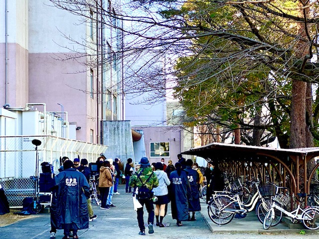 自転車置き場へ移動