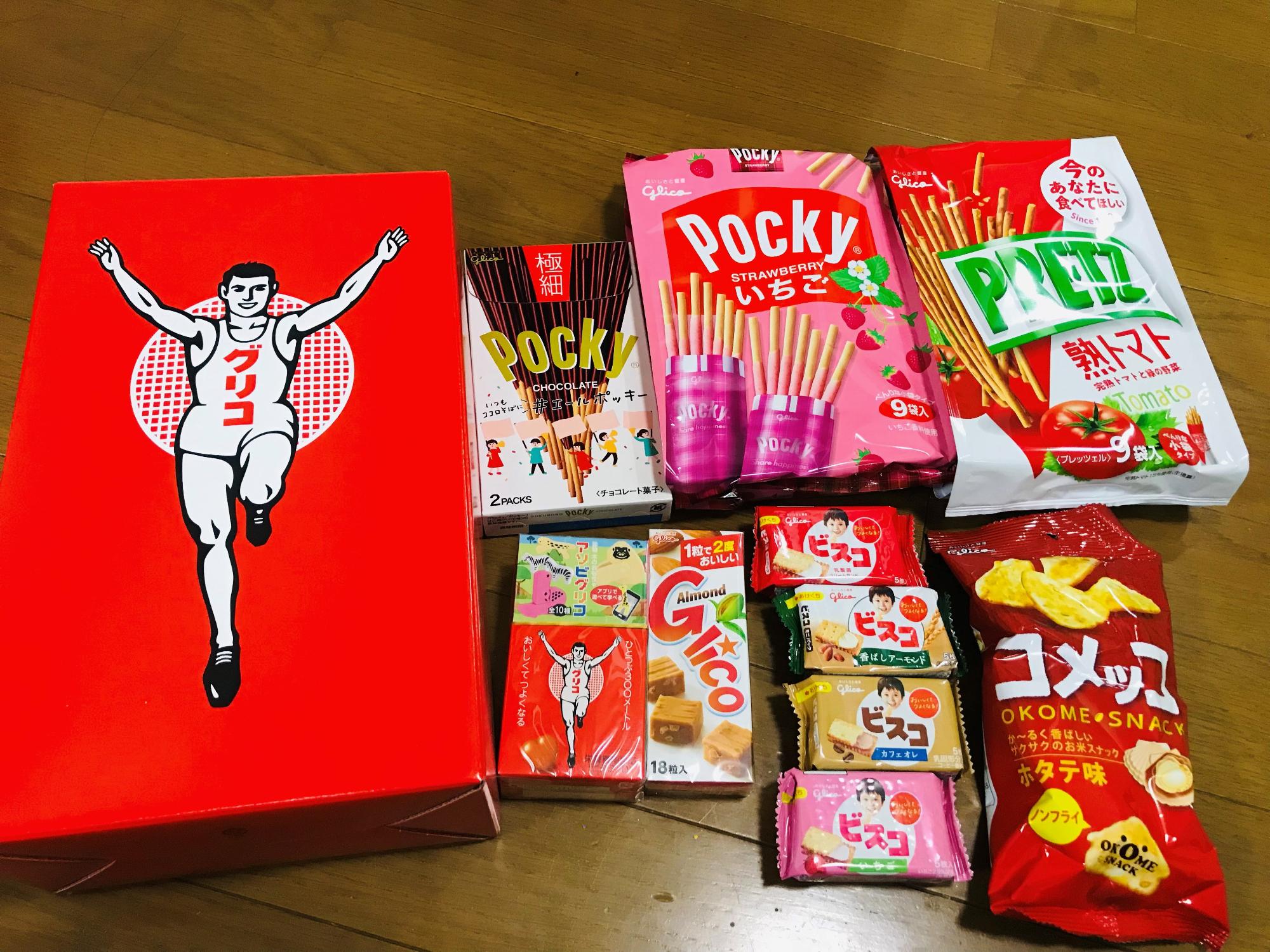 箱の中身の内訳（ポッキー、プリッツ、ビスコ、コメッコ等）