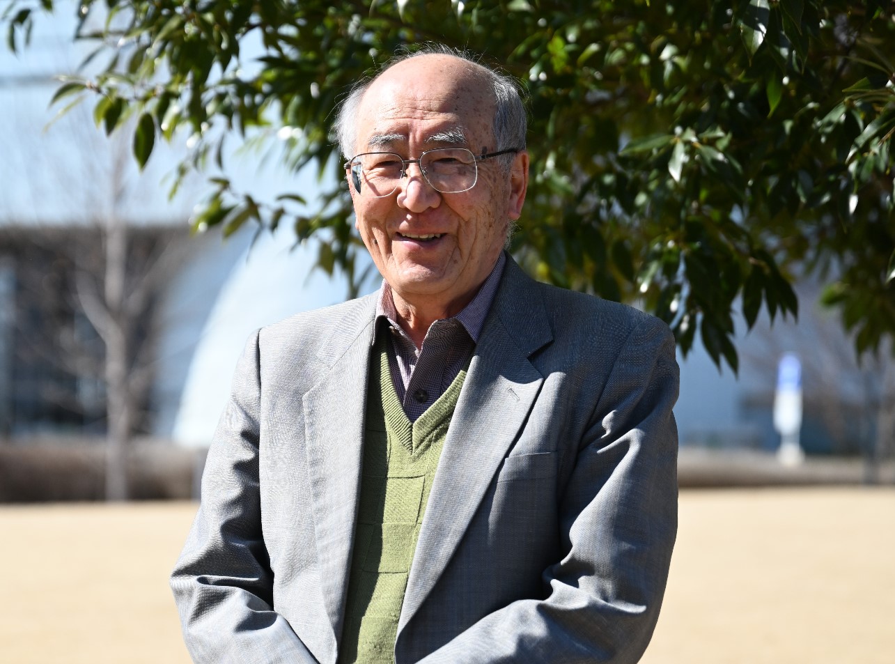 浅野卓氏