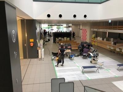 モニターチェックの様子